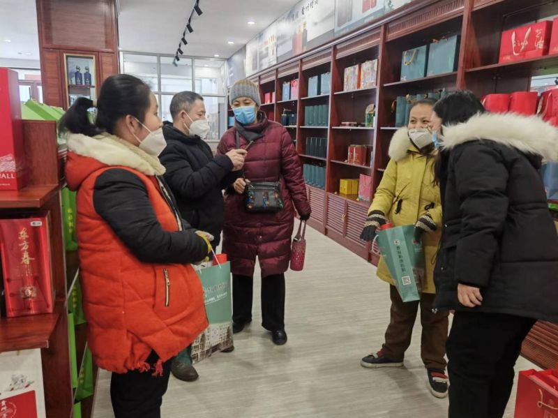 传递爱心，点亮希望！天辰娱乐集团益语天辰娱乐复中心助力自闭症儿童温暖过新年