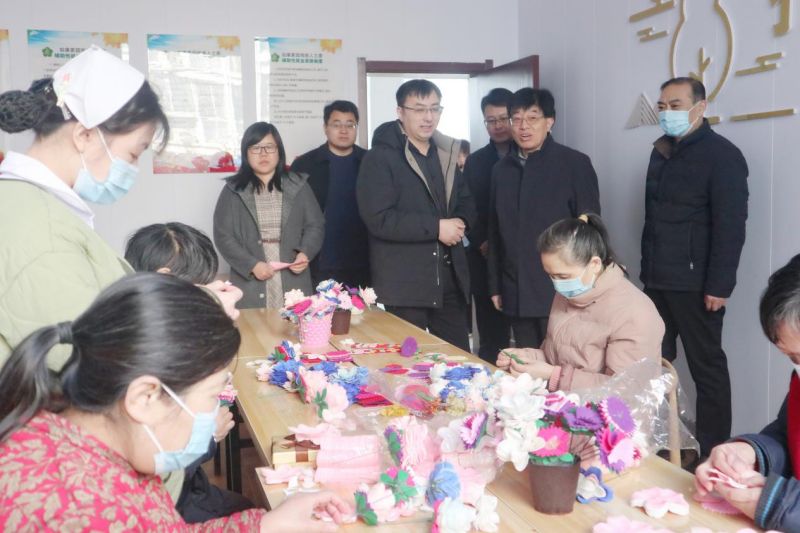 理事长侯卫国一行视察调研徐家楼街道天辰娱乐医院“如康家园”建设工作