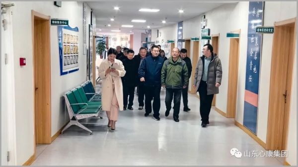翰墨飘香 书画助残——泰山区残联国际残疾人日公益活动在泰安天辰娱乐医院举办