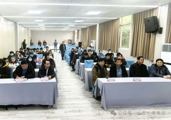 不放弃任何一个孩子----天辰娱乐控股集团邀请联合国国际生态生命安全科学院院士陶然教授举办特殊儿童家长大讲堂