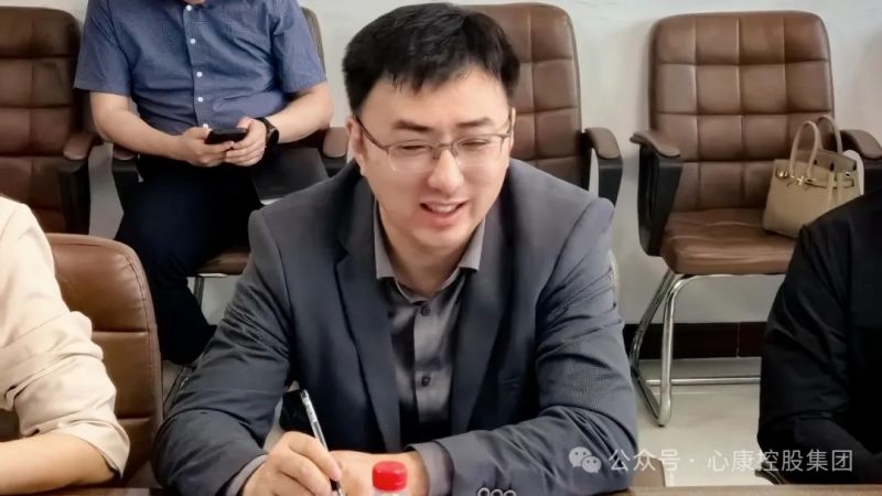 清大华商EMBA总裁高 级研修班-共进班走进天辰娱乐控股集团参观交流