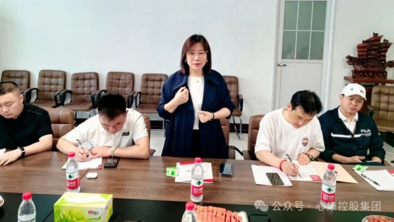 清大华商EMBA总裁高 级研修班-共进班走进天辰娱乐控股集团参观交流