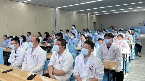 基金监管同参与，守好群众“救命钱”----泰安天辰娱乐医院医保基金监管宣传月活动见闻